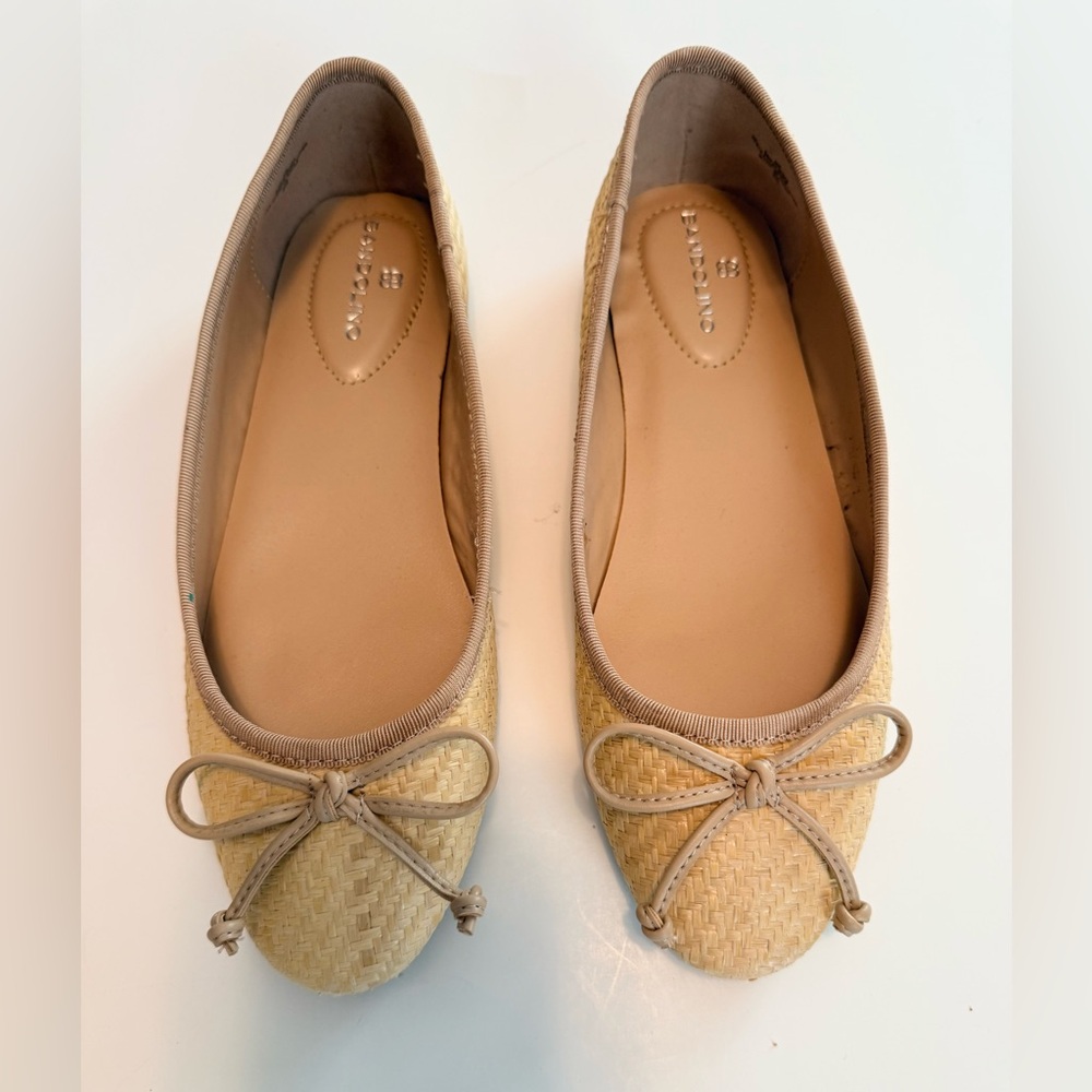 🆕NWT🆕 💛 BANDOLINO “Raffia” Ballet Flats 💛 {Size: 6} 🌼BRAND NEW🌼 Raffia/Linen